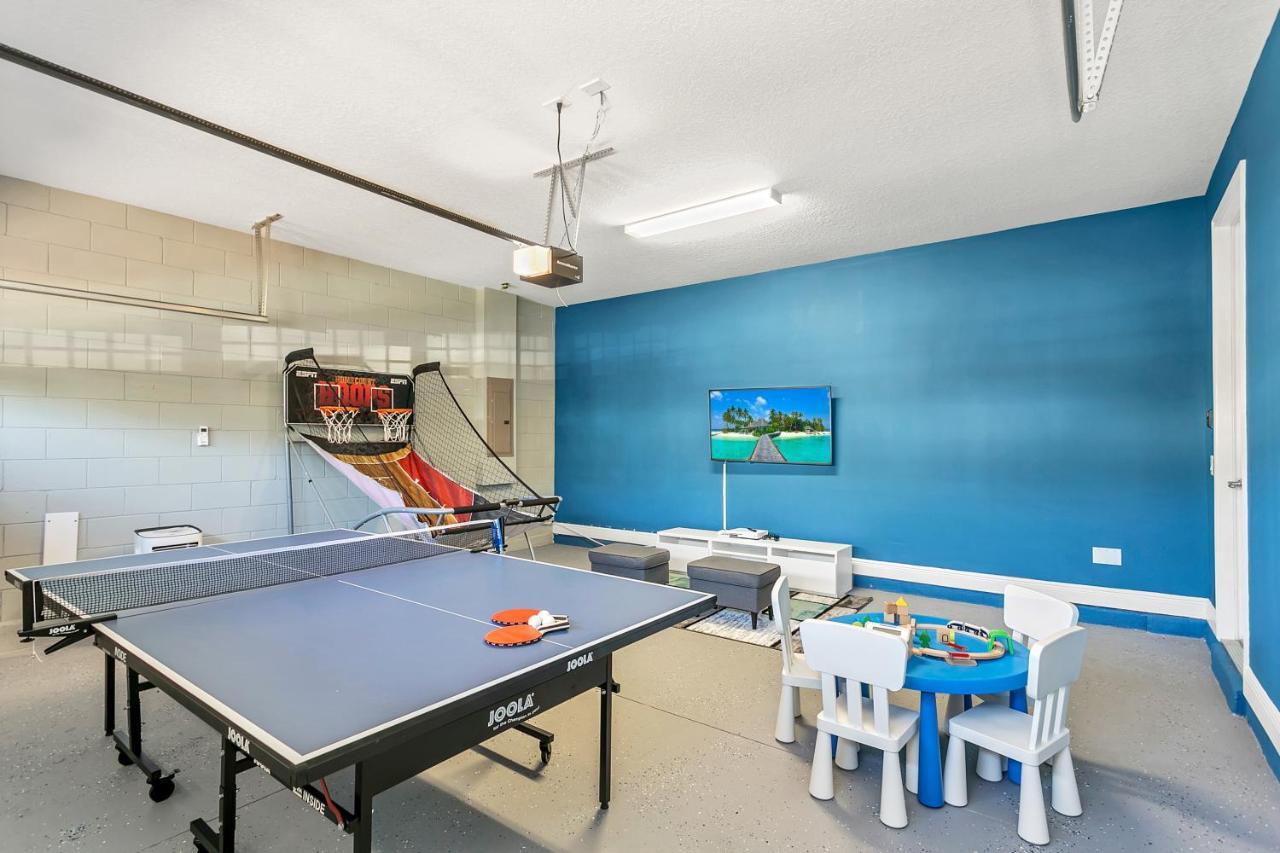 8 Bedroom Vacation Home With Pool ออร์ลันโด ภายนอก รูปภาพ