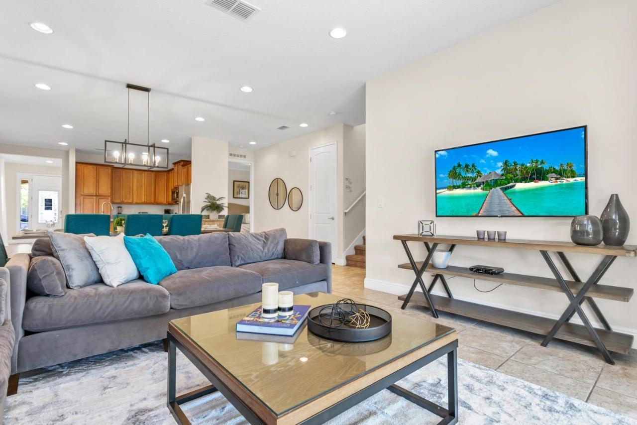 8 Bedroom Vacation Home With Pool ออร์ลันโด ภายนอก รูปภาพ